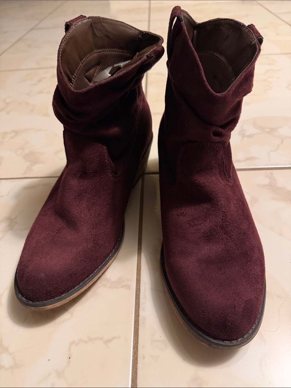 dingo Burgundy Suede Slouch Ankle Boots
